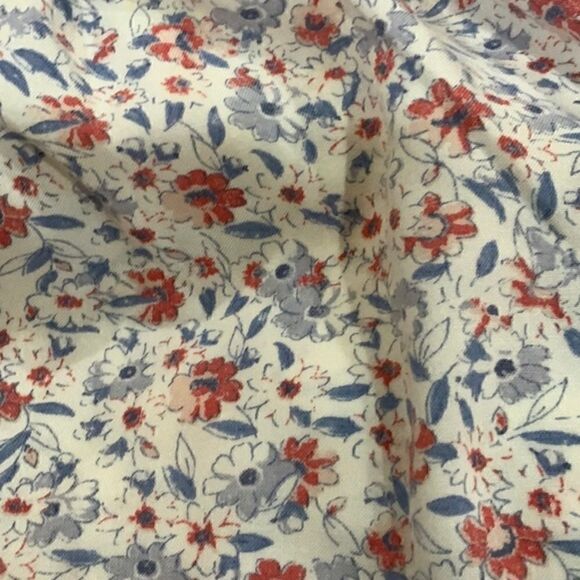 POLO RALPH LAUREN  FLORAL TOP. - Picture 9 of 9